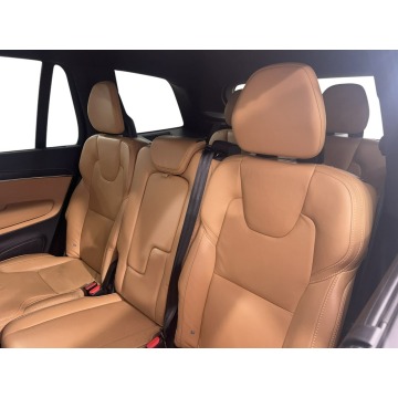 Volvo   SUV 2021,  2.0 benzyna, automat - Na sprzedaż za 162 700 zł - Warszawa - zdjęcie 12