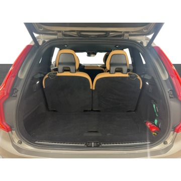 Volvo   SUV 2021,  2.0 benzyna, automat - Na sprzedaż za 162 700 zł - Warszawa - zdjęcie 11