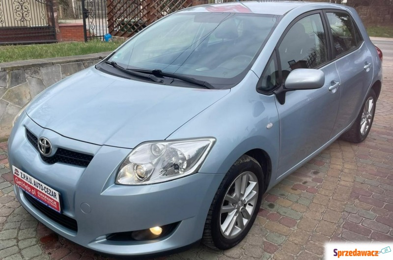 Toyota Auris  Hatchback 2008,  1.6 benzyna - Na sprzedaż za 15 500 zł - Wąchock