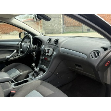 Ford Mondeo  Kombi 2011,  1.6 benzyna - Na sprzedaż za 17 900 zł - Knurów - zdjęcie 12
