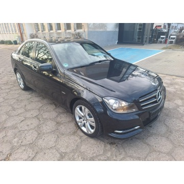 Mercedes - Benz C-klasa  Sedan/Limuzyna 2015,  1.8 benzyna, automat - Na sprzedaż za 29 900 zł - Stargard - zdjęcie 2