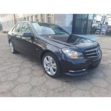 Mercedes - Benz C-klasa  Sedan/Limuzyna 2015,  1.8 benzyna, automat - Na sprzedaż za 29 900 zł - Stargard - zdjęcie 9