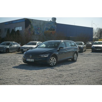 Volkswagen Passat 2022,  2.0 diesel - Na sprzedaż za 73 500 zł - Poznań - zdjęcie 2