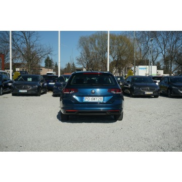 Volkswagen Passat 2022,  2.0 diesel - Na sprzedaż za 73 500 zł - Poznań - zdjęcie 7