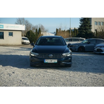 Volkswagen Passat 2022,  2.0 diesel - Na sprzedaż za 79 800 zł - Poznań - zdjęcie 3