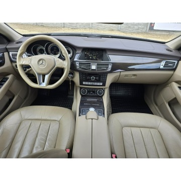 Mercedes - Benz CLS-klasa  Sedan/Limuzyna 2011,  3.0 diesel, automat - Na sprzedaż za 59 900 zł - Sosnowiec - zdjęcie 8