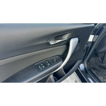BMW Seria 1  Hatchback 2015,  1.5 benzyna, automat - Na sprzedaż za 49 000 zł - Gdynia - zdjęcie 11