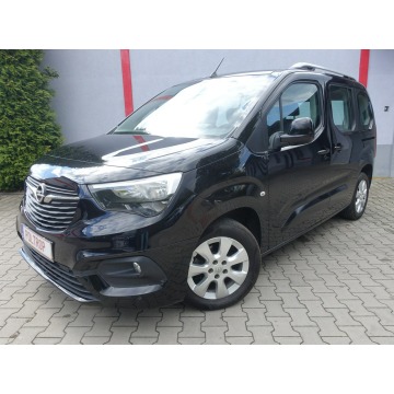 Opel Combo 2018,  1.5 diesel - Na sprzedaż za 39 900 zł - Częstochowa - zdjęcie 2