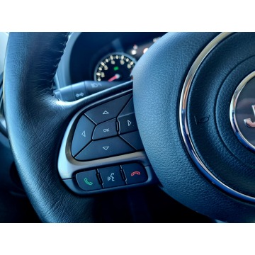 Jeep Renegade  SUV 2019,  1.3 benzyna, automat - Na sprzedaż za 52 900 zł - Szczecin - zdjęcie 11