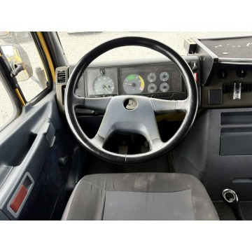 Mercedes - Benz  1998,  4.3 diesel - Na sprzedaż za 37 900 zł - Wrocław - zdjęcie 4