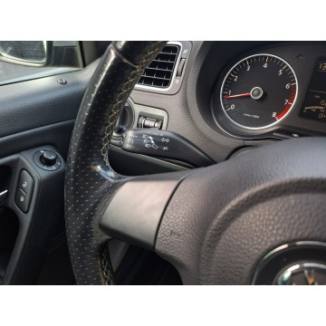 Volkswagen Polo  Hatchback 2010,  1.4 benzyna - Na sprzedaż za 34 900 zł - Olsztyn - zdjęcie 8