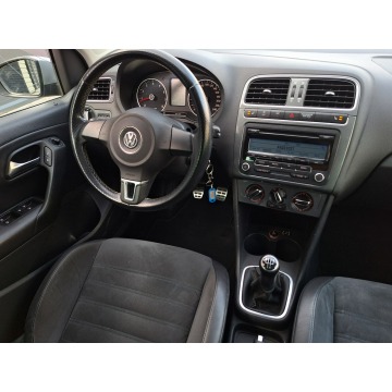 Volkswagen Polo  Hatchback 2010,  1.4 benzyna - Na sprzedaż za 34 900 zł - Olsztyn - zdjęcie 12
