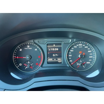 Audi Q3  SUV 2018,  2.0 diesel - Na sprzedaż za 63 900 zł - Karolinki - zdjęcie 8