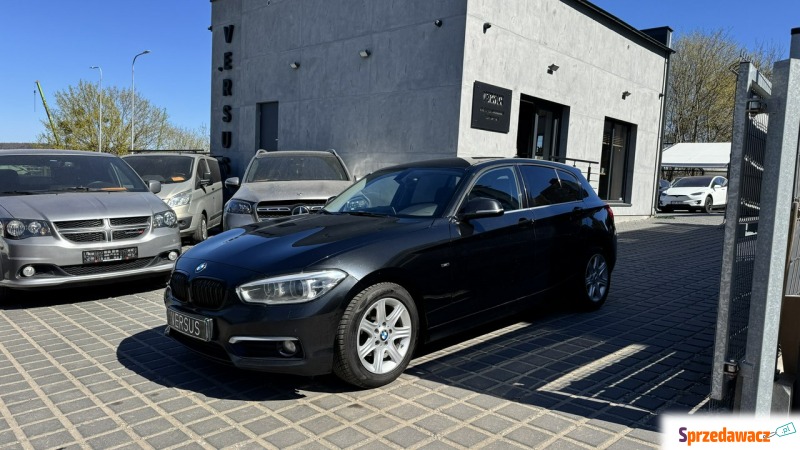 BMW Seria 1  Hatchback 2015,  1.5 benzyna, automat - Na sprzedaż za 49 000 zł - Gdynia