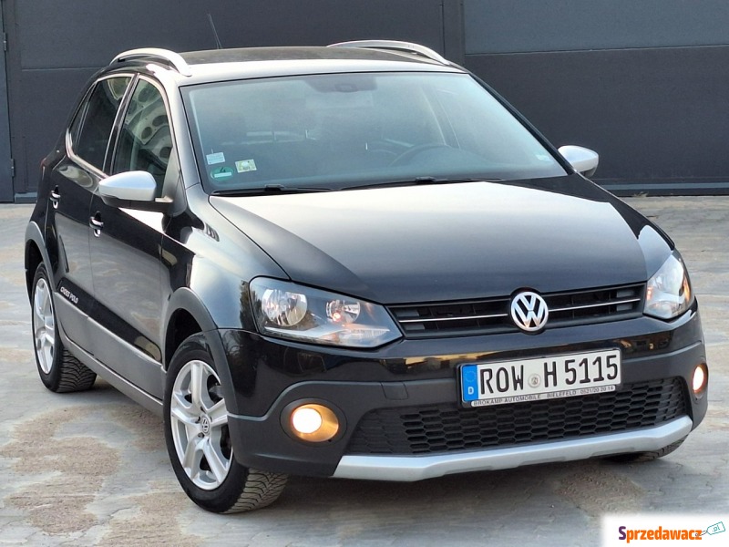 Volkswagen Polo  Hatchback 2010,  1.4 benzyna - Na sprzedaż za 34 900 zł - Olsztyn
