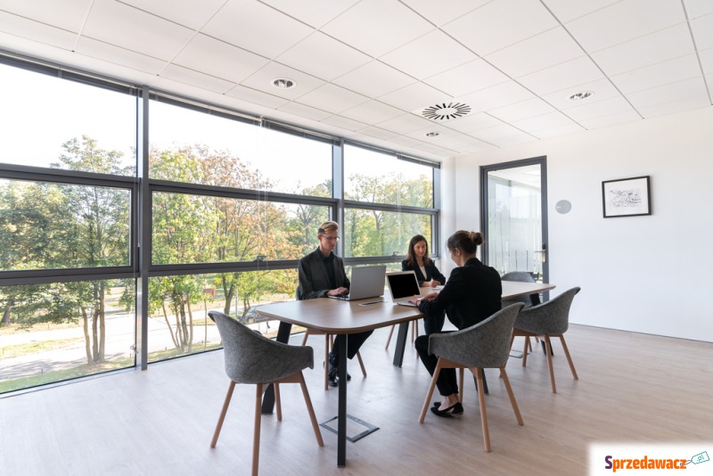 Coworkingowej w lokalizacji Regus...