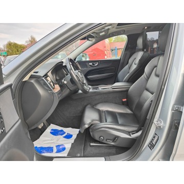 Volvo   SUV 2018,  2.0 hybryda, automat - Na sprzedaż za 89 900 zł - Twardów - zdjęcie 9
