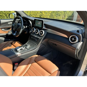 Mercedes - Benz GLC-klasa  SUV 2019,  2.1 diesel, automat - Na sprzedaż za 114 800 zł - Tarnów - zdjęcie 10
