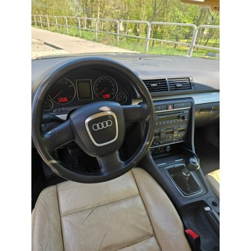 Audi A4 2005,  2.0 benzyna - Na sprzedaż za 9 900,00 zł - Głogów - zdjęcie 5