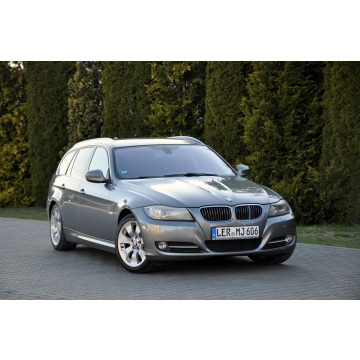 BMW Seria 3  Kombi 2012,  3.0 diesel, automat - Na sprzedaż za 25 900 zł - Ostrów Mazowiecka - zdjęcie 2