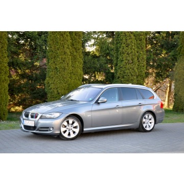 BMW Seria 3  Kombi 2012,  3.0 diesel, automat - Na sprzedaż za 25 900 zł - Ostrów Mazowiecka - zdjęcie 11