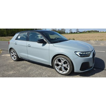 Audi A1 - A 1   3.5 TFSi 150KM 22000km