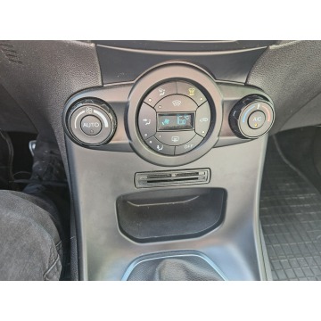 Ford Fiesta  Hatchback 2017,  1.0 benzyna - Na sprzedaż za 29 900 zł - Ruda Śląska - zdjęcie 8