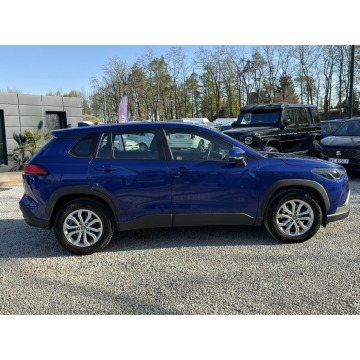 Toyota Corolla  SUV 2022,  2.0 hybryda, automat - Na sprzedaż za 99 999 zł - Pęcice - zdjęcie 3