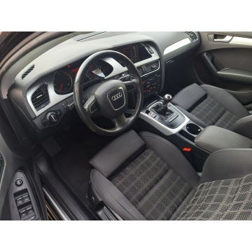 Audi A4 2010,  2.0 diesel - Na sprzedaż za 36 900 zł - Olsztyn - zdjęcie 12