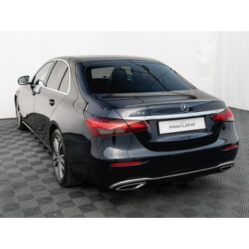 Mercedes - Benz E-klasa  Sedan/Limuzyna 2022,  2.0 diesel, automat - Na sprzedaż za 162 800 zł - Gdynia - zdjęcie 4