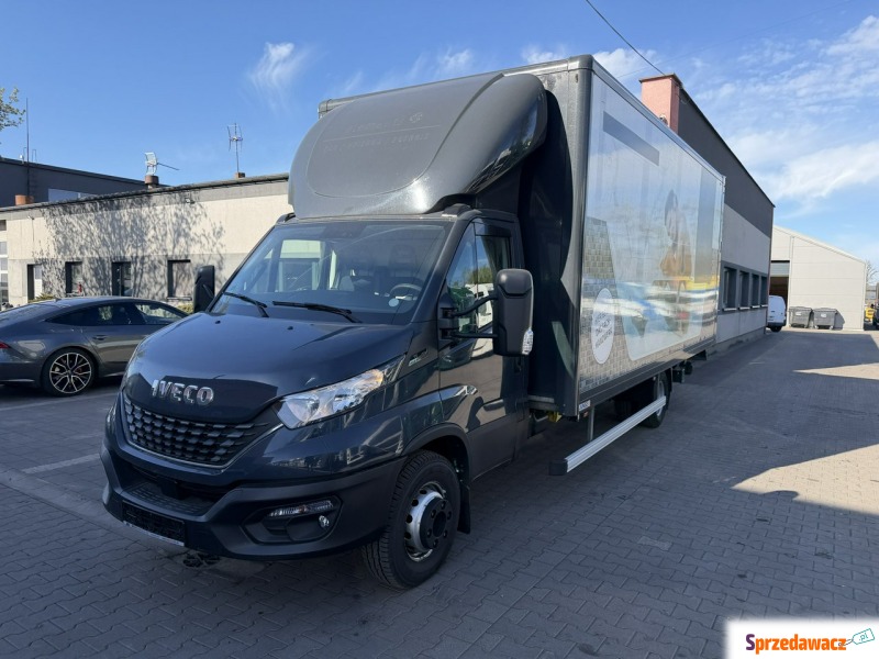 Iveco Daily 2020,  3.0 diesel, automat - Na sprzedaż za 119 000 zł - Kozerki