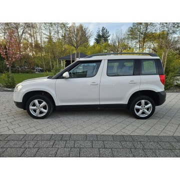 Skoda Yeti  Minivan/Van 2012,  2.0 diesel - Na sprzedaż za 22 900 zł - Strzegom - zdjęcie 4