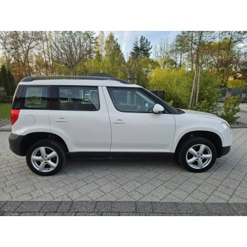 Skoda Yeti  Minivan/Van 2012,  2.0 diesel - Na sprzedaż za 22 900 zł - Strzegom - zdjęcie 5
