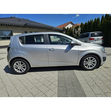 Chevrolet Aveo  Hatchback 2012,  1.6 benzyna - Na sprzedaż za 13 900 zł - Strzegom - zdjęcie 5