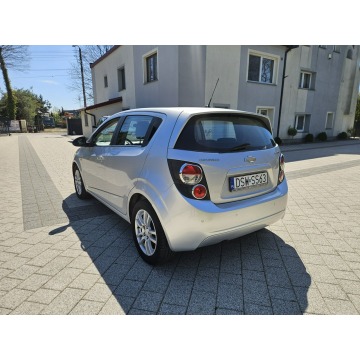 Chevrolet Aveo  Hatchback 2012,  1.6 benzyna - Na sprzedaż za 13 900 zł - Strzegom - zdjęcie 6