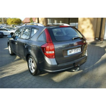 Kia Ceed 2010,  1.6 diesel - Na sprzedaż za 13 400 zł - Płock - zdjęcie 7