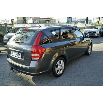 Kia Ceed 2010,  1.6 diesel - Na sprzedaż za 13 400 zł - Płock - zdjęcie 9