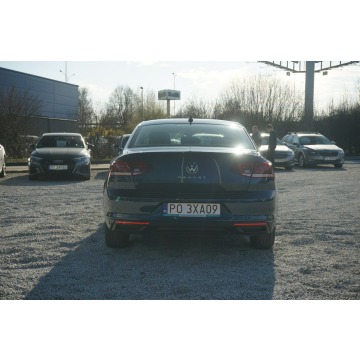 Volkswagen Passat  Sedan/Limuzyna 2022,  2.0 diesel - Na sprzedaż za 73 700 zł - Poznań - zdjęcie 7