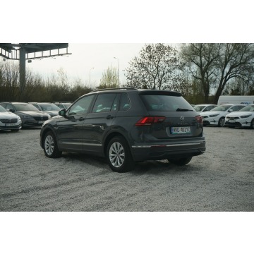 Volkswagen Tiguan  SUV 2022,  1.5 benzyna - Na sprzedaż za 83 500 zł - Poznań - zdjęcie 8