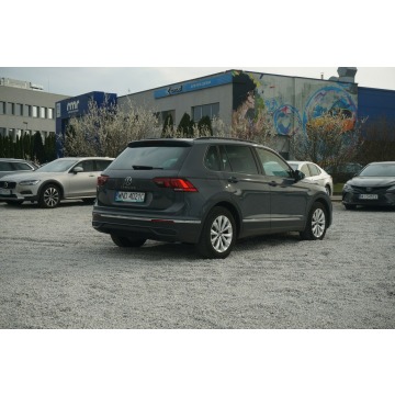 Volkswagen Tiguan  SUV 2022,  1.5 benzyna - Na sprzedaż za 83 500 zł - Poznań - zdjęcie 6