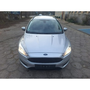 Ford Focus  Kombi 2016,  1.5 diesel - Na sprzedaż za 16 900 zł - Stargard - zdjęcie 2