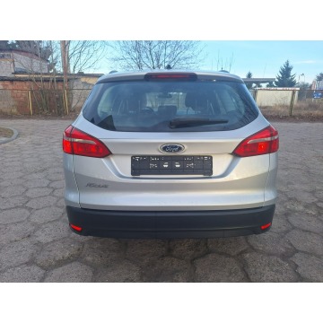 Ford Focus  Kombi 2016,  1.5 diesel - Na sprzedaż za 16 900 zł - Stargard - zdjęcie 8
