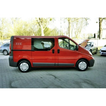 Opel Vivaro 2009,  2.0 diesel - Na sprzedaż za 28 900 zł - Płock - zdjęcie 9