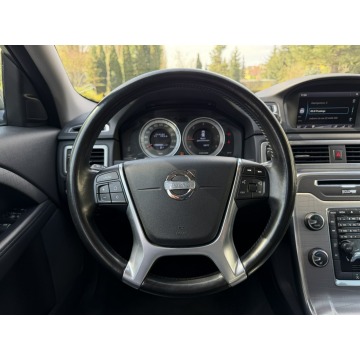 Volvo  2012,  2.0 diesel - Na sprzedaż za 34 000 zł - Szczecin - zdjęcie 9