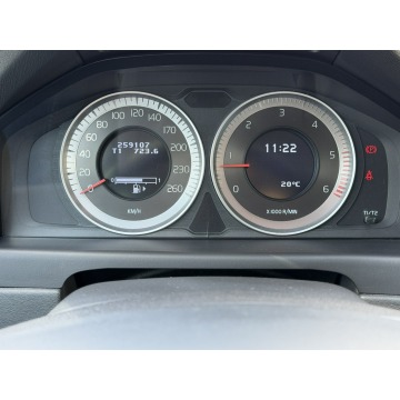 Volvo  2012,  2.0 diesel - Na sprzedaż za 34 000 zł - Szczecin - zdjęcie 10