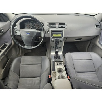 Volvo V50 2005,  1.8 benzyna - Na sprzedaż za 14 786 zł - Rybnik - zdjęcie 12