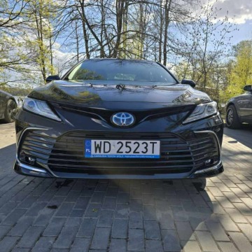 Toyota Camry  Sedan/Limuzyna 2023,  2.5 hybryda, automat - Na sprzedaż za 139 900 zł - Szczecinek - zdjęcie 4
