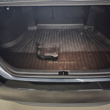 Toyota Camry  Sedan/Limuzyna 2023,  2.5 hybryda, automat - Na sprzedaż za 139 900 zł - Szczecinek - zdjęcie 9
