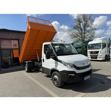 Iveco Daily 2019,  3.0 diesel, automat - Na sprzedaż za 114 999 zł - Kozerki - zdjęcie 2