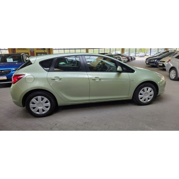 Opel Astra  Hatchback 2012,  1.4 benzyna - Na sprzedaż za 23 600 zł - Mysłowice - zdjęcie 7